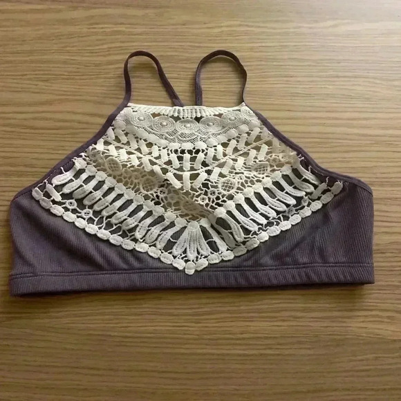 🆕Violet Crochet High Neck Bralette🆕 - Picture 5 of 7